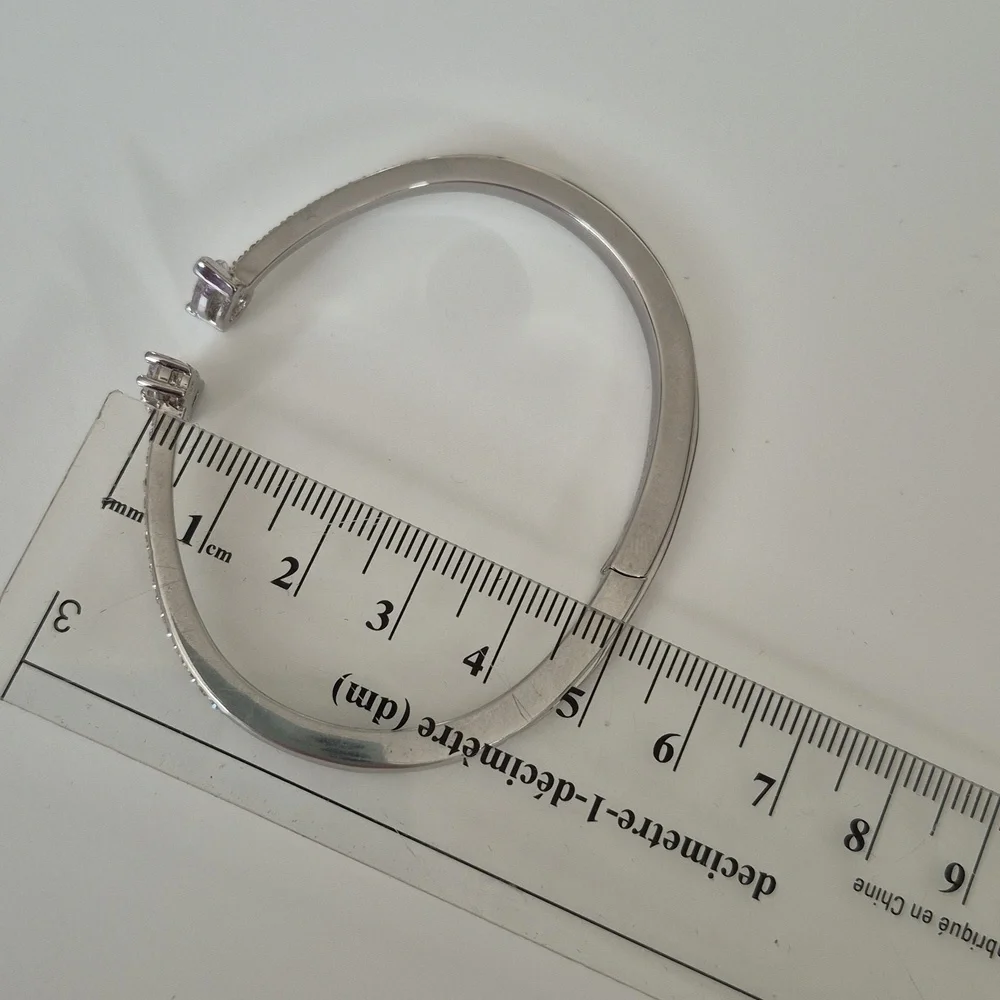 Elegant Silver Bracelet with Cz - Picture 5 of 5